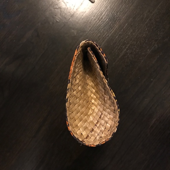 Banagos clutch purse - Picture 8 of 8